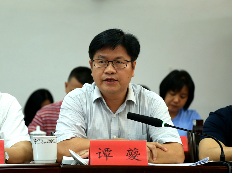 4、黔南州州政府副州长谭夔讲话.JPG