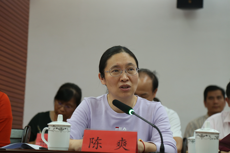 5、51吃瓜
党组书记、局长陈爽发言 (2).JPG