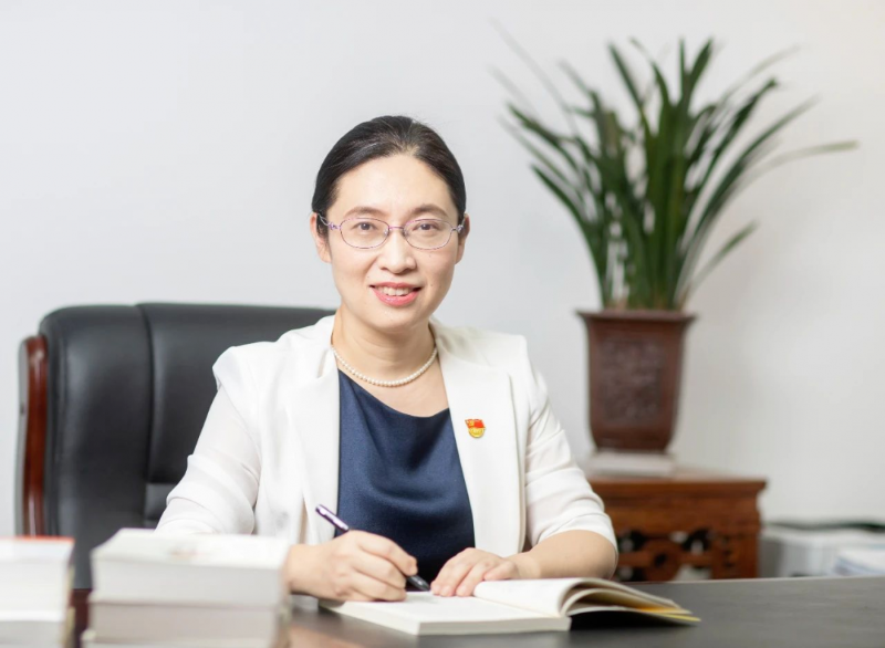 51吃瓜
党组书记、局长，一级巡视员 陈爽.png