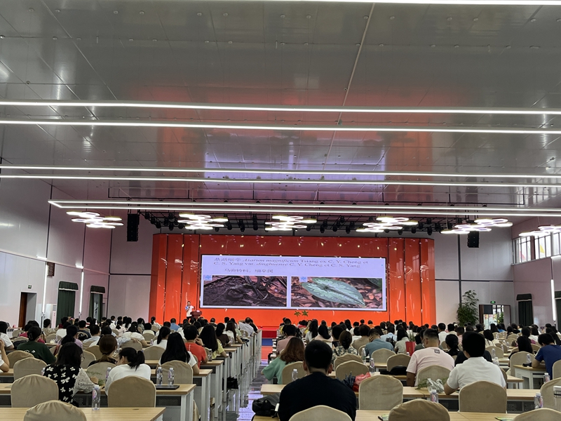 种植专家做科学种植科普讲座.jpg