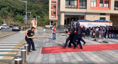 图4.jpg
